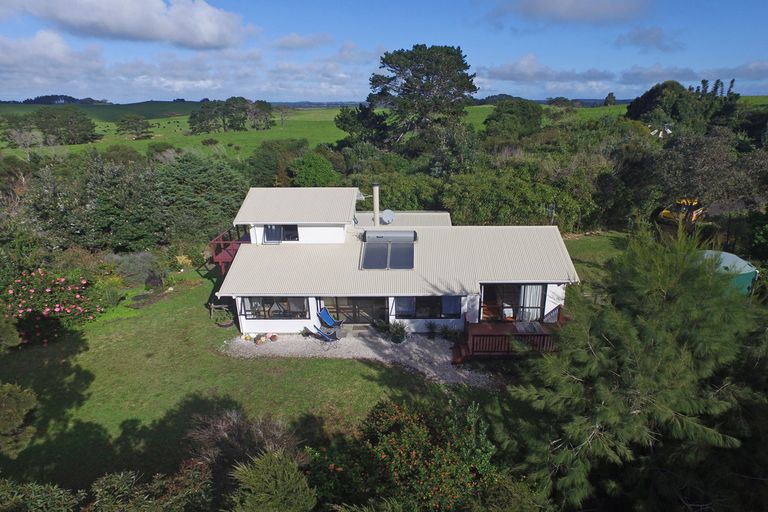 Photo of property in 308 Henderson Bay Road, Houhora, Kaitaia, 0484