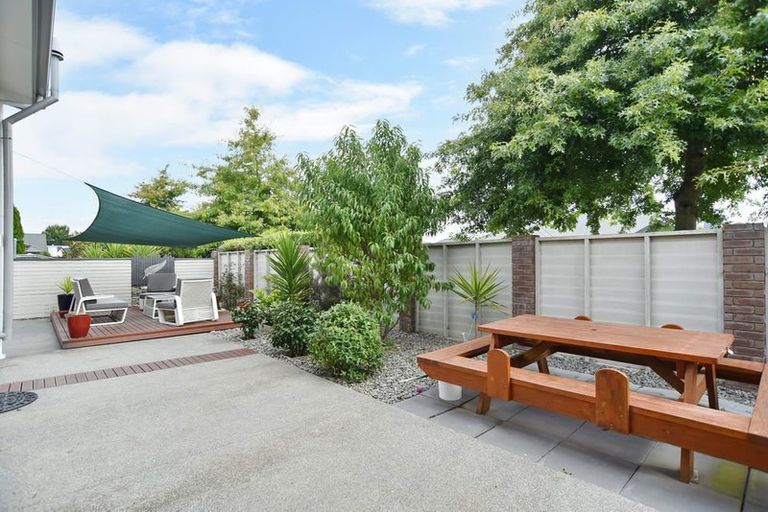 Photo of property in 25 Cedar Place, Rangiora, 7400