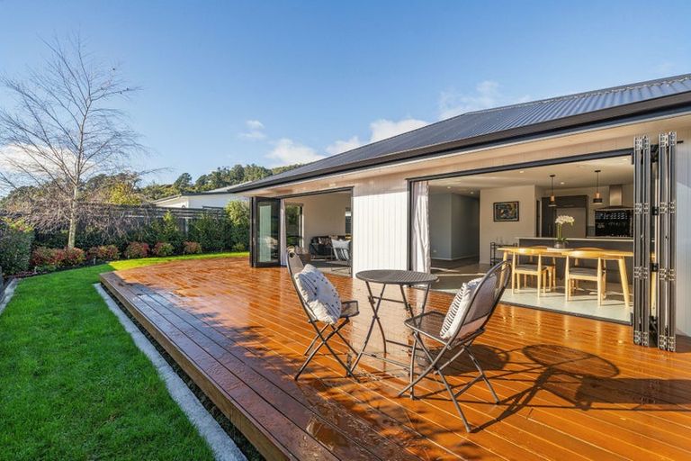 Photo of property in 10 Hopkirk Avenue, Wallaceville, Upper Hutt, 5018