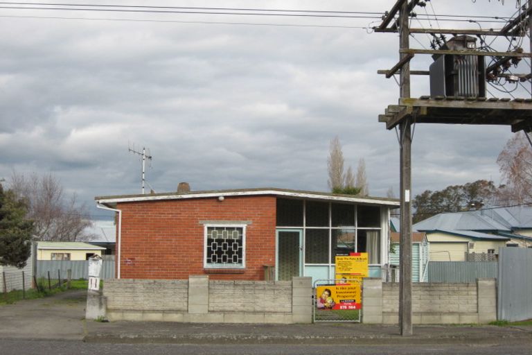 Photo of property in 11 Waverley Street, Waipawa, 4210