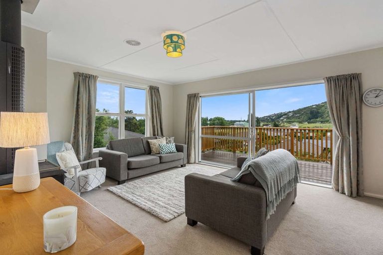Photo of property in 111 Port Hills Road, Heathcote Valley, Christchurch, 8022