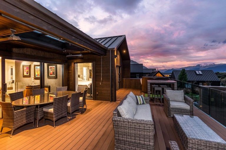 Photo of property in 12 Orford Drive, Jacks Point, Queenstown, 9371