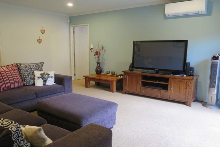 Photo of property in 12 Kotuku Street, Maunu, Whangarei, 0110