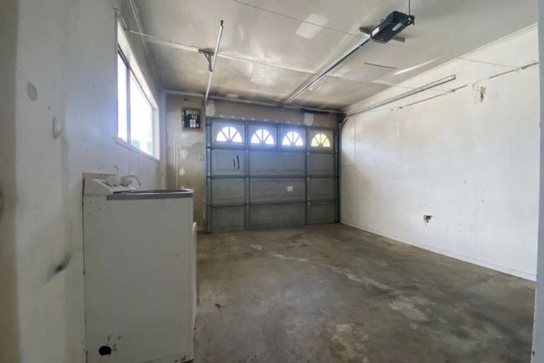 Photo of property in 2/14 Tudor Place, Mairangi Bay, Auckland, 0630