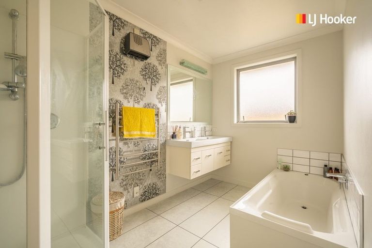 Photo of property in 6f Main Road, Fairfield, Dunedin, 9018