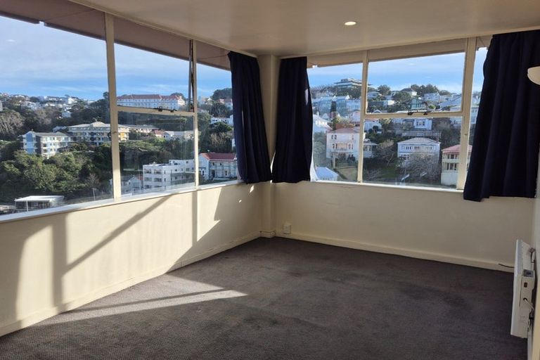 Photo of property in Terrace Tower Apartments, 13d/126 The Terrace, Wellington Central, Wellington, 6011