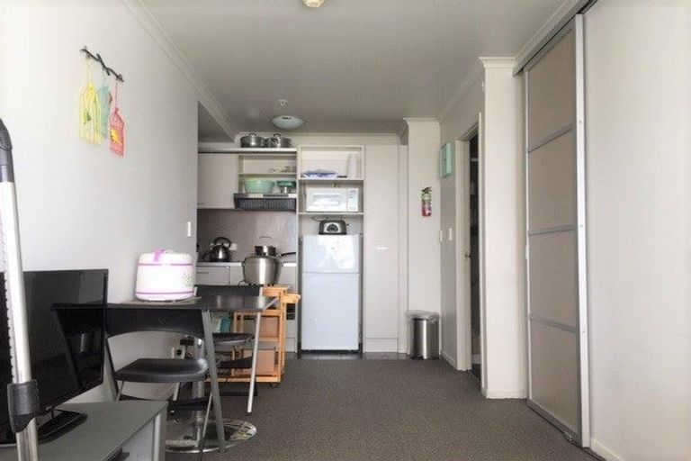Photo of property in 96 Symonds Street, Royal Oak, Auckland, 1061