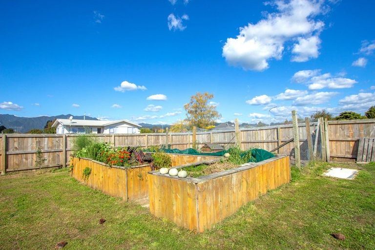 Photo of property in 11 Kahikatea Street, Murupara, 3025