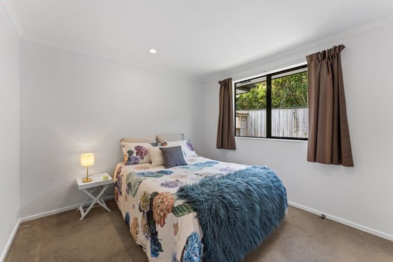Photo of property in 17 Ormrod Grove, Riverstone Terraces, Upper Hutt, 5018
