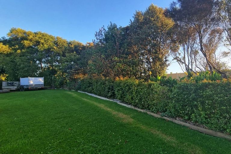 Photo of property in 490 Whitehills Road, Waitoki, Silverdale, 0994