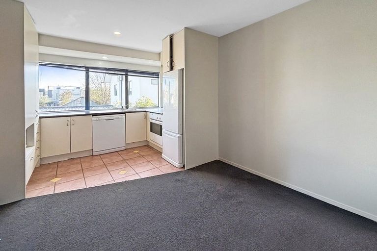 Photo of property in 4/243 Salisbury Street, Christchurch Central, Christchurch, 8013