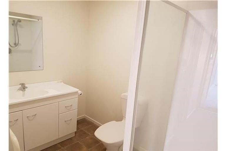 Photo of property in 92a Peverel Street, Riccarton, Christchurch, 8041