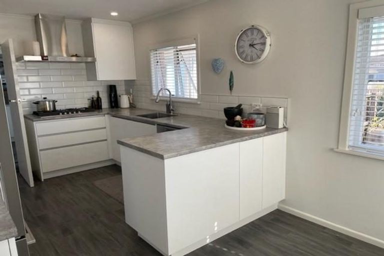 Photo of property in 1/3 Cameron Street, Papakura, 2110