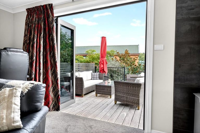 Photo of property in 15-17 Malcolm Street, Martinborough, 5711