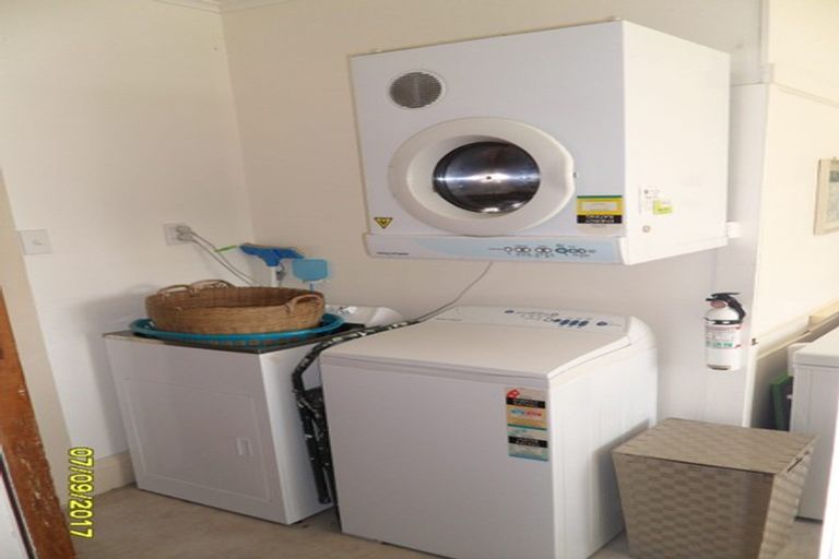 Photo of property in 480 Evans Bay Parade, Hataitai, Wellington, 6021