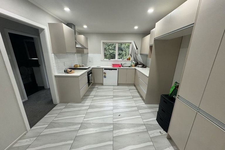 Photo of property in 1/36 Halver Road, Hillpark, Auckland, 2102