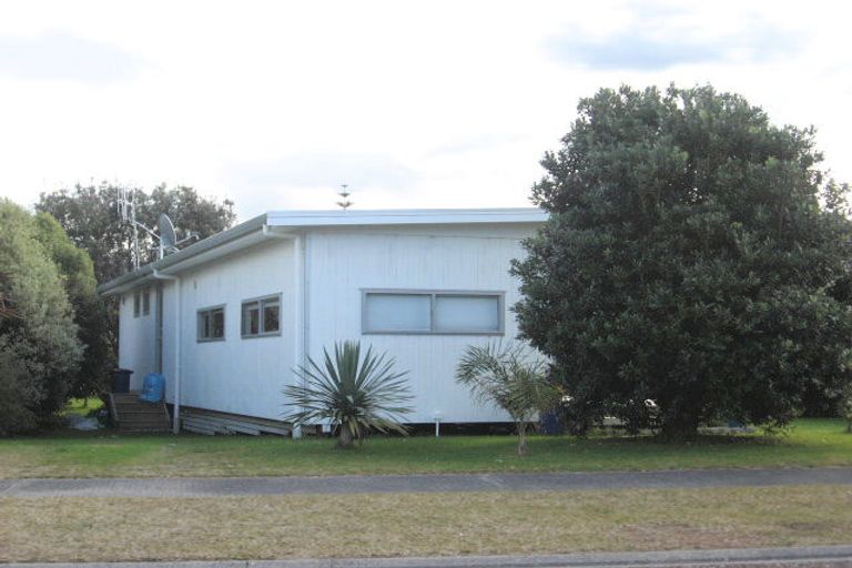 Photo of property in 3 Chestnut Grove, Tairua, 3508