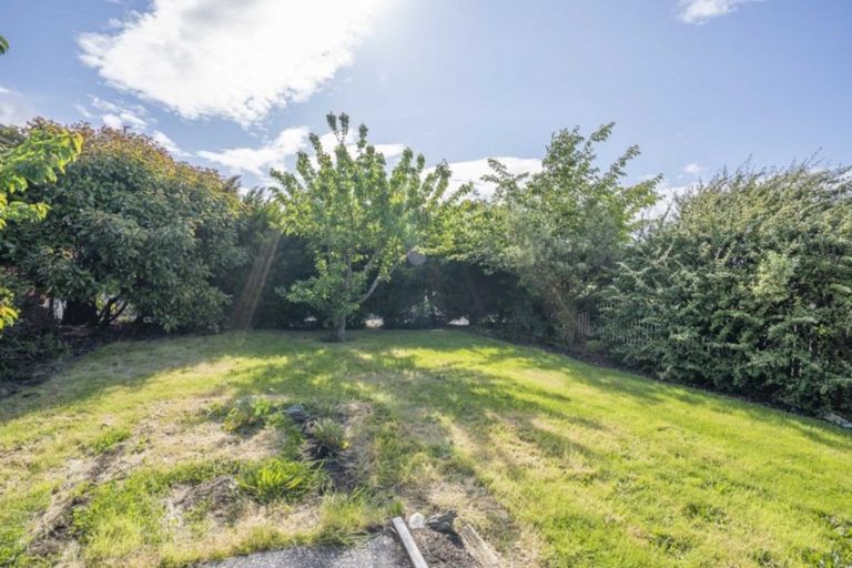 Photo of property in 37 Ash Street, Newfield, Invercargill, 9812