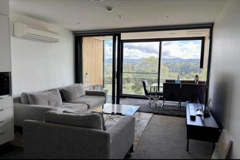 Photo of property in 301/1 Buscomb Avenue, Henderson, Auckland, 0610