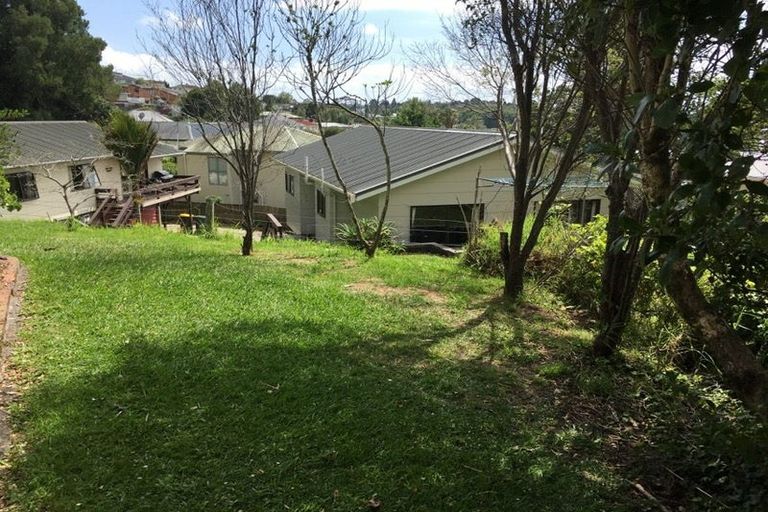 Photo of property in 2/7 Havana Place, Glenfield, Auckland, 0629