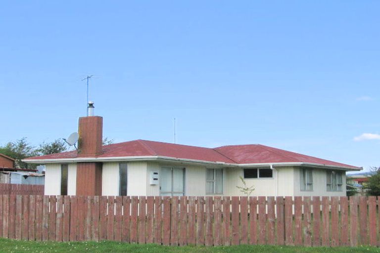 Photo of property in 39 Tania Crescent, Western Heights, Rotorua, 3015