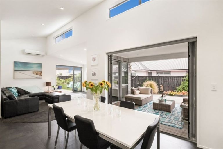 Photo of property in 8 Defender Crescent, Beachlands, Auckland, 2018