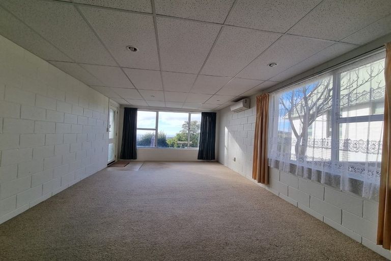 Photo of property in 2/7 Patchett Place, Cashmere, Christchurch, 8022