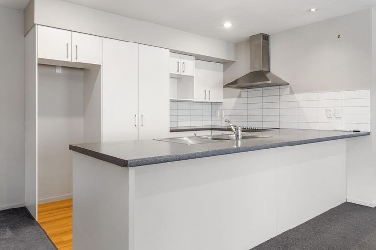 Photo of property in 16 Waimarie Street, Pegasus, 7612