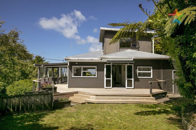 Photo of property in 80 Korokoro Road, Korokoro, Lower Hutt, 5012