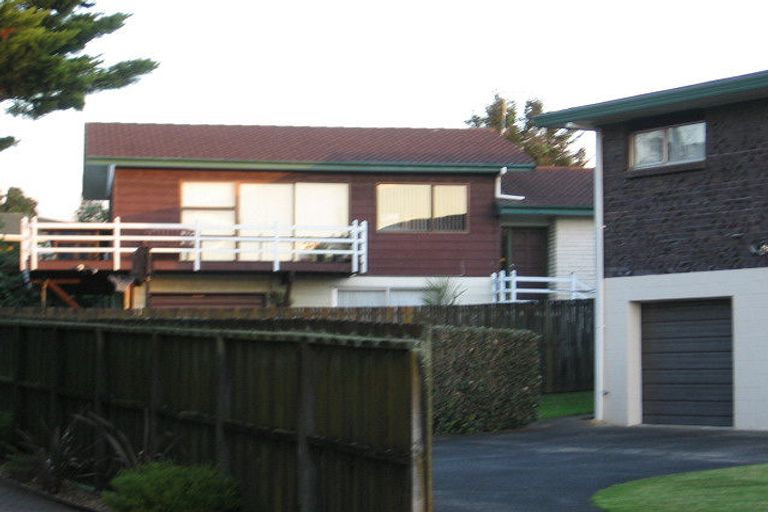 Photo of property in 58 O'halloran Road, Howick, Auckland, 2014