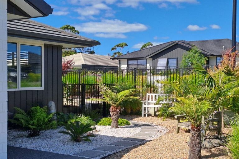 Photo of property in 112 Sentinel Avenue, Omokoroa, 3114