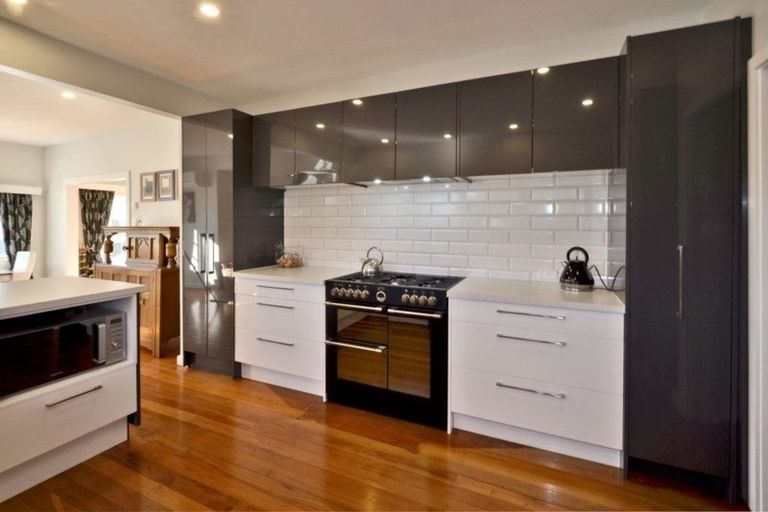 Photo of property in 241 Weston Road, St Albans, Christchurch, 8052