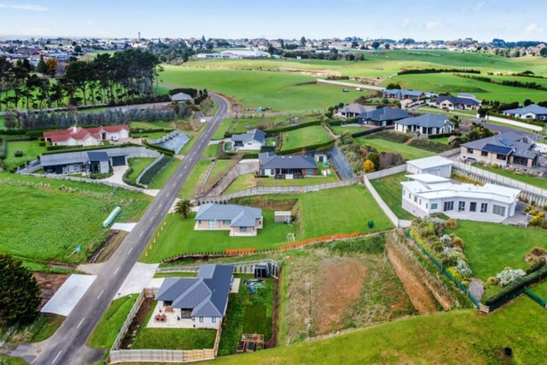 Photo of property in 32a Larlin Drive, Hawera, 4675