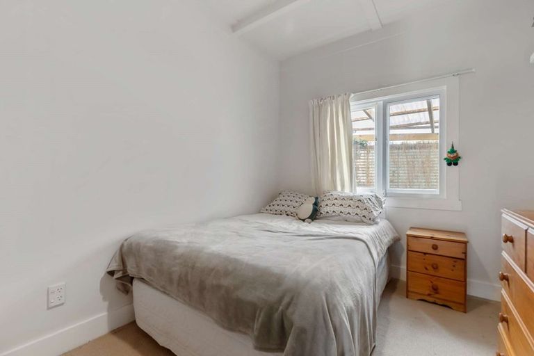 Photo of property in 2/47 Mildmay Road, Henderson, Auckland, 0610