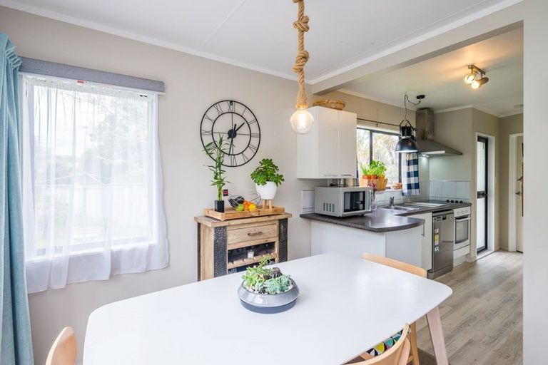 Photo of property in 52a Hinemoa Street, Paraparaumu, 5032