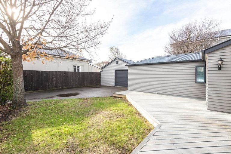 Photo of property in 76 Hawke Street, New Brighton, Christchurch, 8083