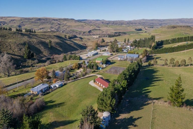 Photo of property in 9125 Hyde-middlemarch Road, Hyde, Ranfurly, 9397