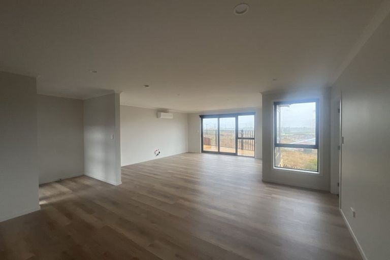 Photo of property in 54 Scenic Rise, Rototuna North, 3281