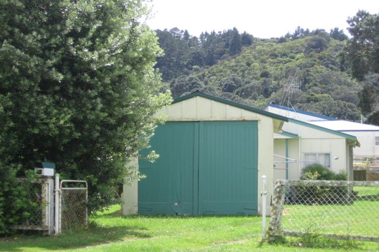 Photo of property in 10 Hinemoa Road, Waihi Beach, 3611