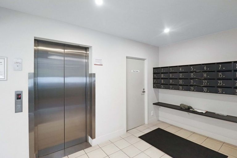 Photo of property in The Capital, 10/370 Oriental Parade, Oriental Bay, Wellington, 6011