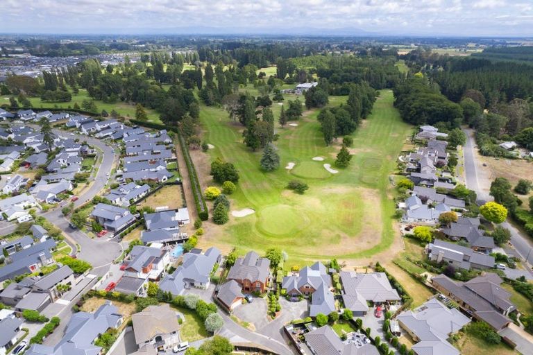 Photo of property in 58 Waitikiri Drive, Parklands, Christchurch, 8083