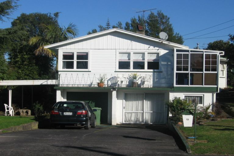 Photo of property in 19 Rembrandt Place, Opaheke, Papakura, 2113