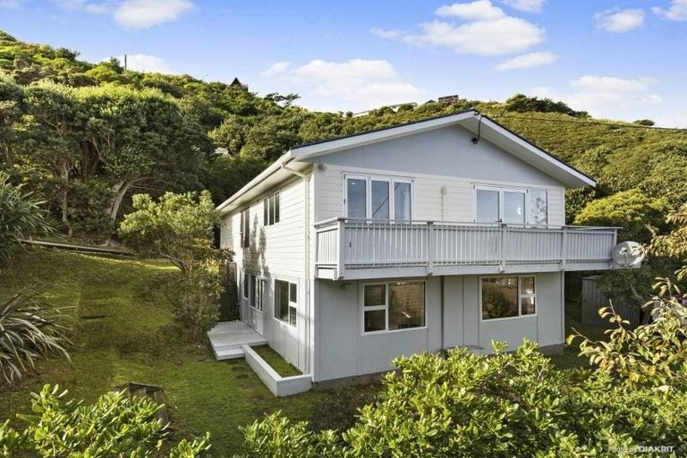 Photo of property in 13a Bristol Street, Island Bay, Wellington, 6023