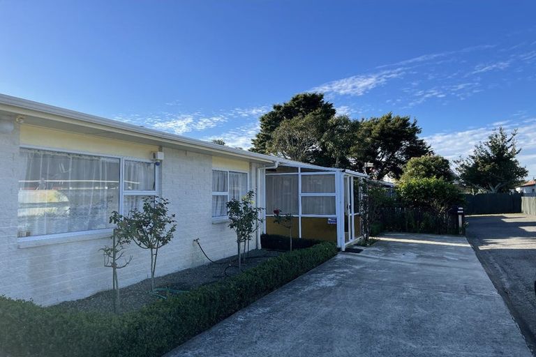 Photo of property in 16a Mako Mako Road, Levin, 5510