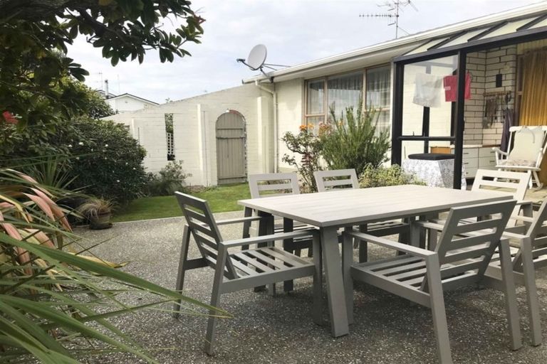 Photo of property in 33 Kildare Drive, Waikiwi, Invercargill, 9810