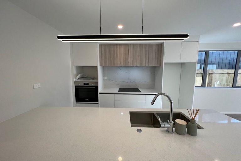 Photo of property in 30 Clayden Shuttleworth Street, Papakura, 2110