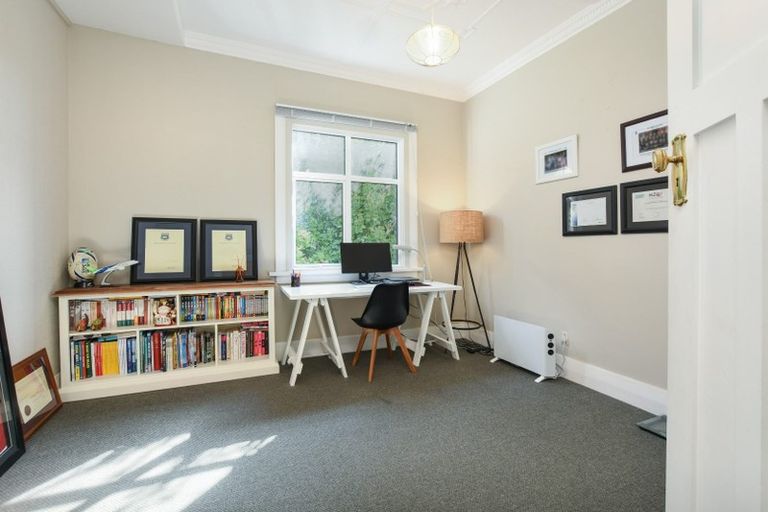 Photo of property in 16 Hart Street, Belleknowes, Dunedin, 9011