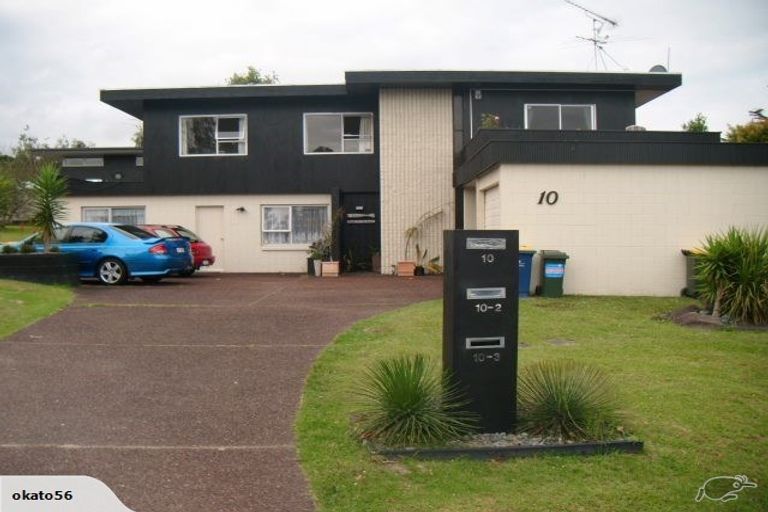 Photo of property in 10 Highlight Parade, Te Atatu South, Auckland, 0610