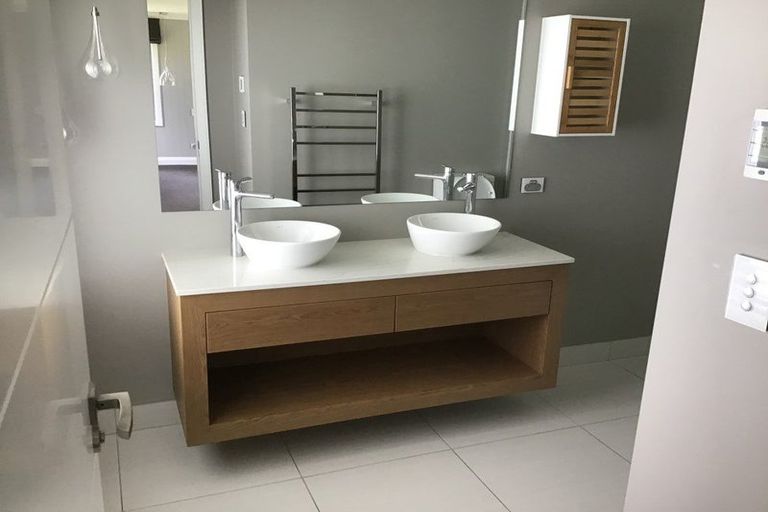 Photo of property in 198 State Highway 2 North, Bethlehem, Tauranga, 3110