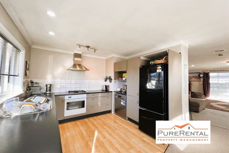 Photo of property in 57 Fraser Crescent, Elderslea, Upper Hutt, 5018